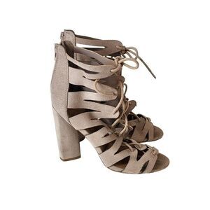Charlotte Russe Nude Chunky Heel Women's Sandals Size 8